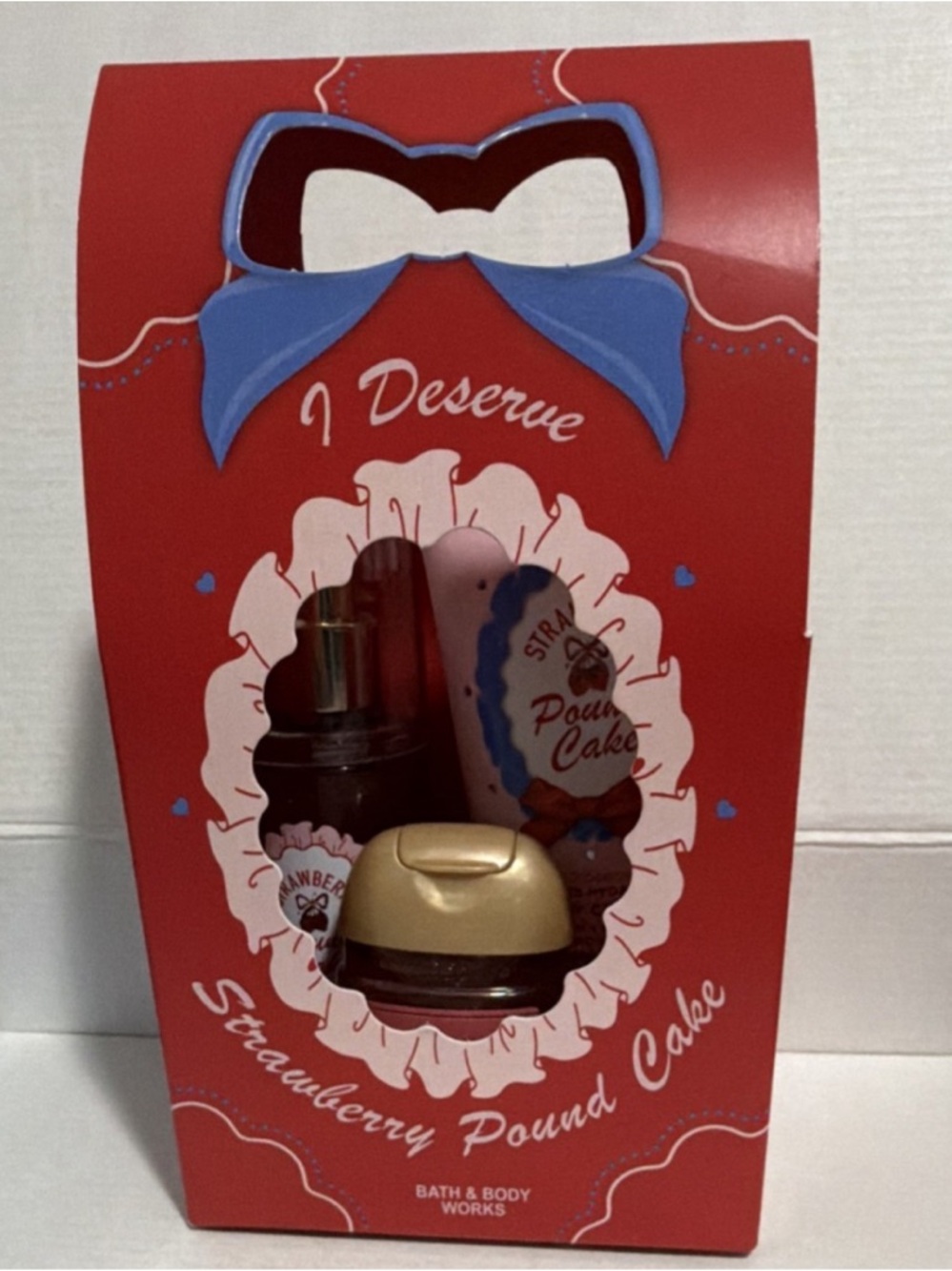 Bath & Body Works Strawberry Pound Cake Gift Trio